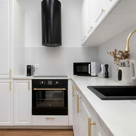 Apartamento Jasny Z Dwoma Sypialniami By Renters *