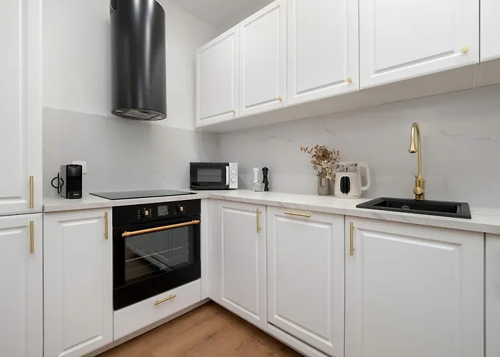 Jasny Z Dwoma Sypialniami By Renters Apartamento