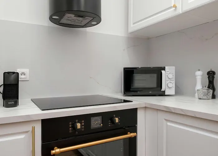 Jasny Z Dwoma Sypialniami By Renters Apartamento