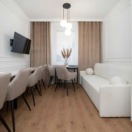 Jasny Z Dwoma Sypialniami By Renters Апартаменты Познань