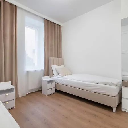 Апартаменты Jasny Z Dwoma Sypialniami By Renters *