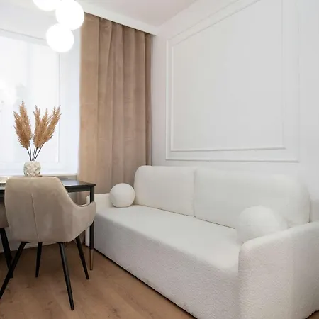 Jasny Z Dwoma Sypialniami By Renters Appartamento *