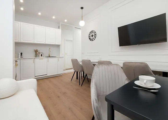 Jasny Z Dwoma Sypialniami By Renters Appartamento *